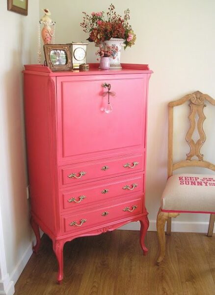 Refresh Your Home With These Repainted Furniture Ideas